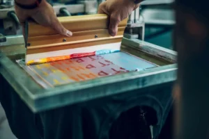screen printing on t-shirt